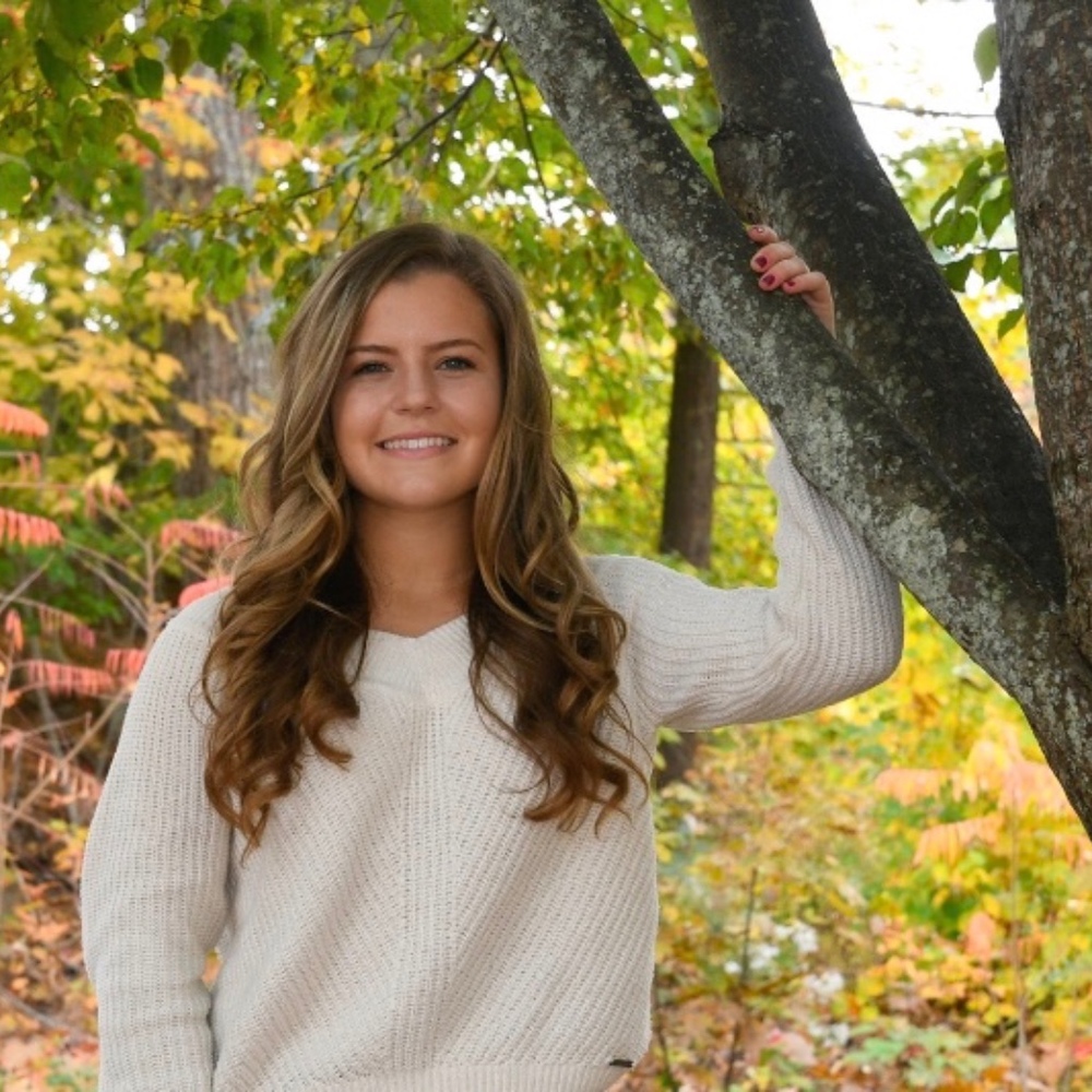 Meet your Posher, Ava